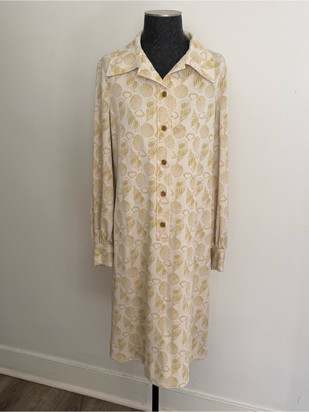 Vintage Kimberly cream-colored midi shirt dress